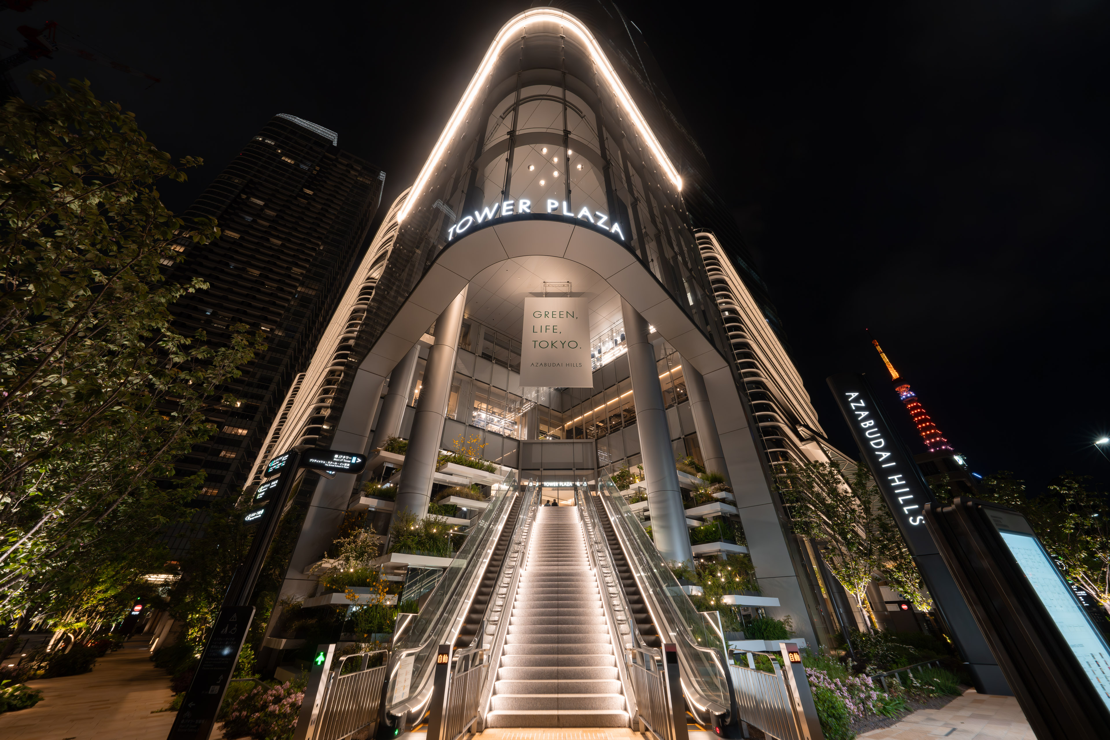 森JPタワーのタワープラザ