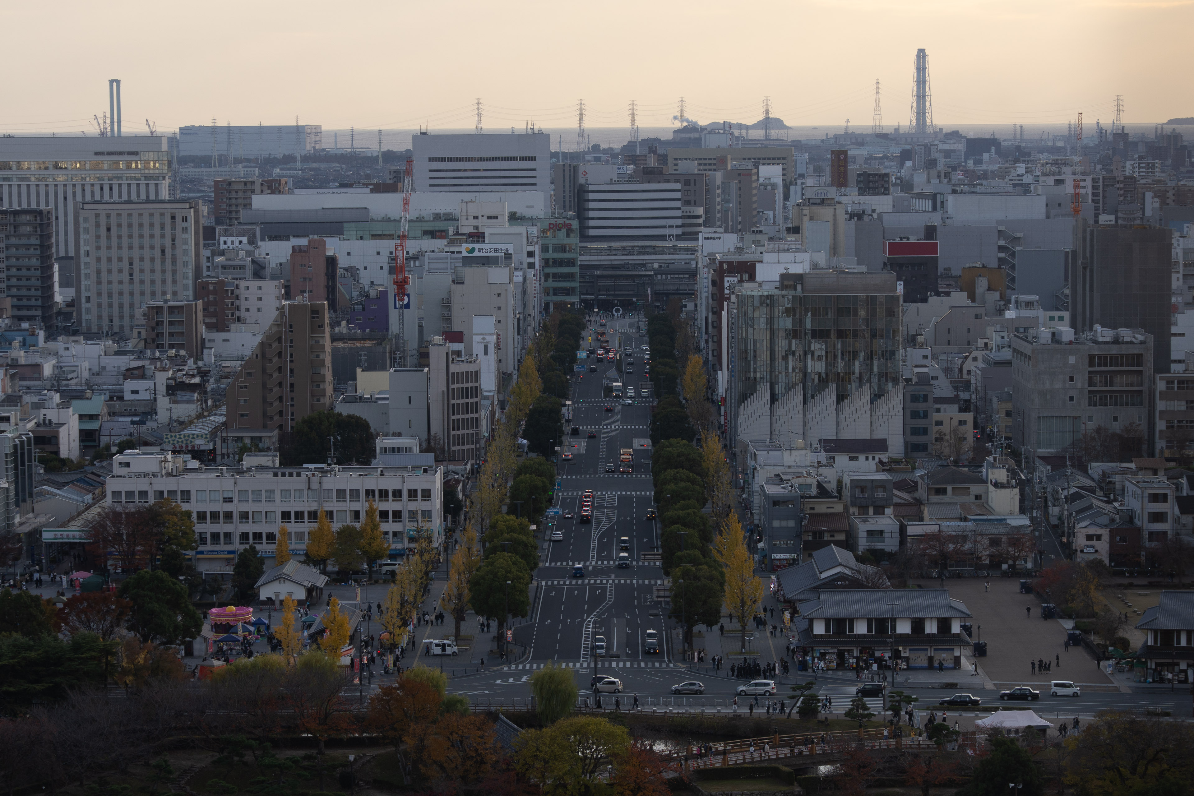 姫路城から姫路駅