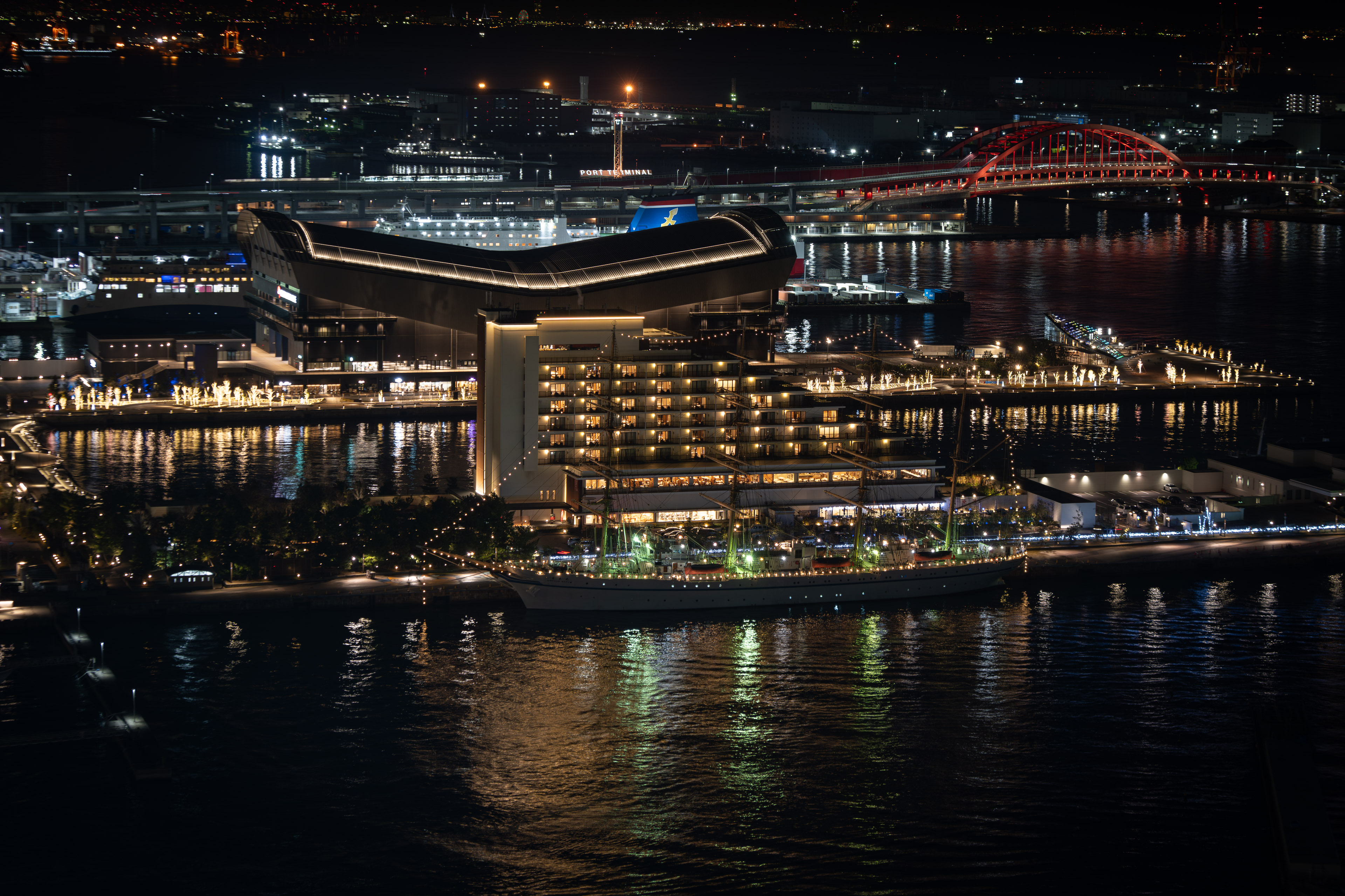 神戸ポートタワー